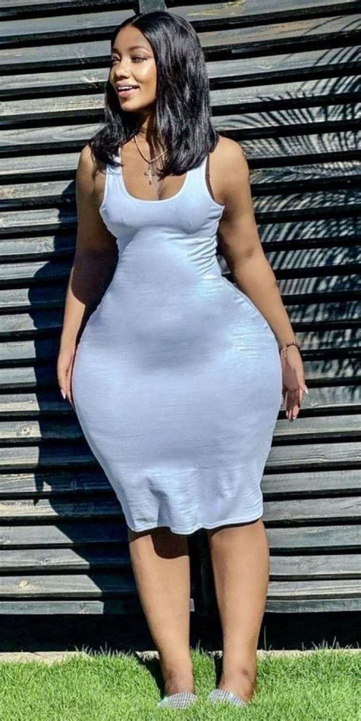 Curvaceous Black Queens Of Song: Embracing The Beauty Within